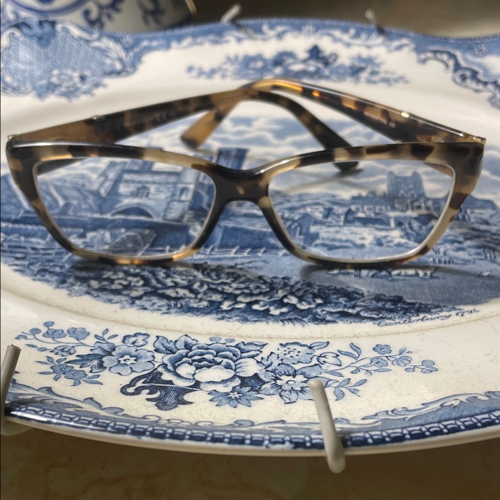 Gucci Tortoiseshell Glasses